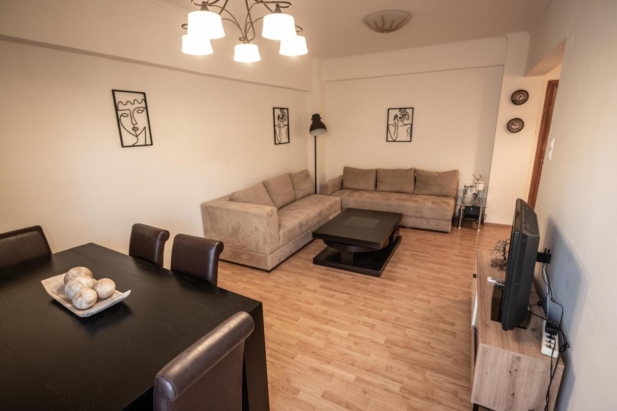 Appartamento Central Escape Kalamata Esterno foto
