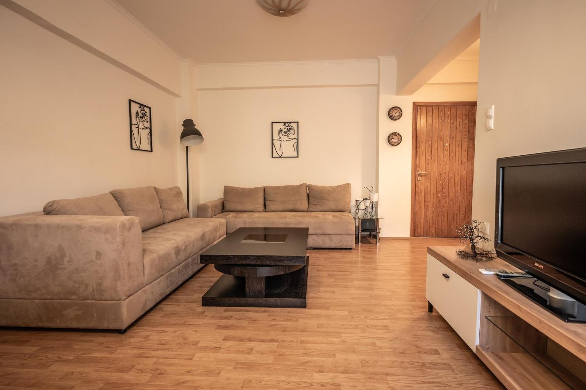 Appartamento Central Escape Kalamata Esterno foto