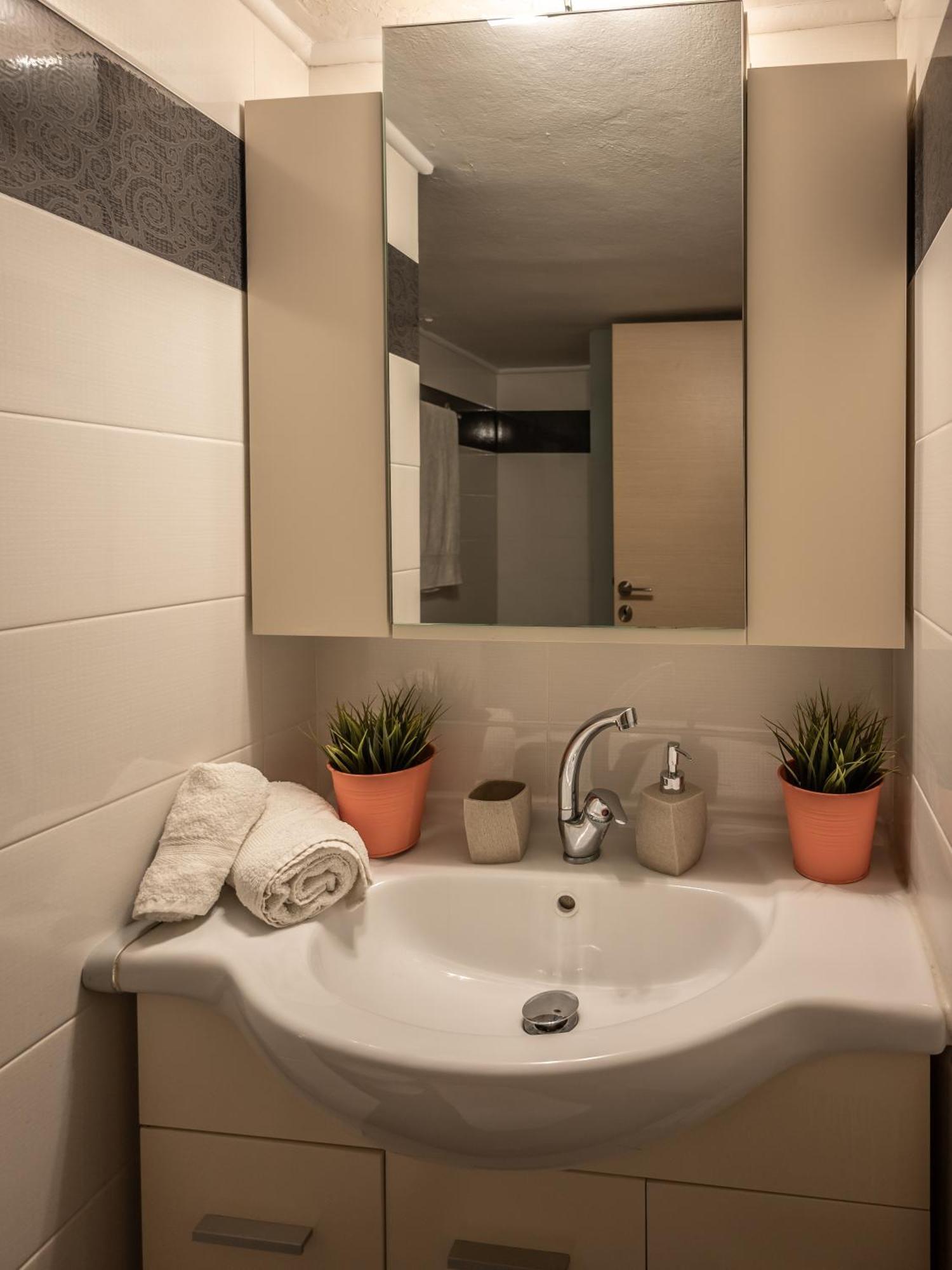 Appartamento Central Escape Kalamata Esterno foto